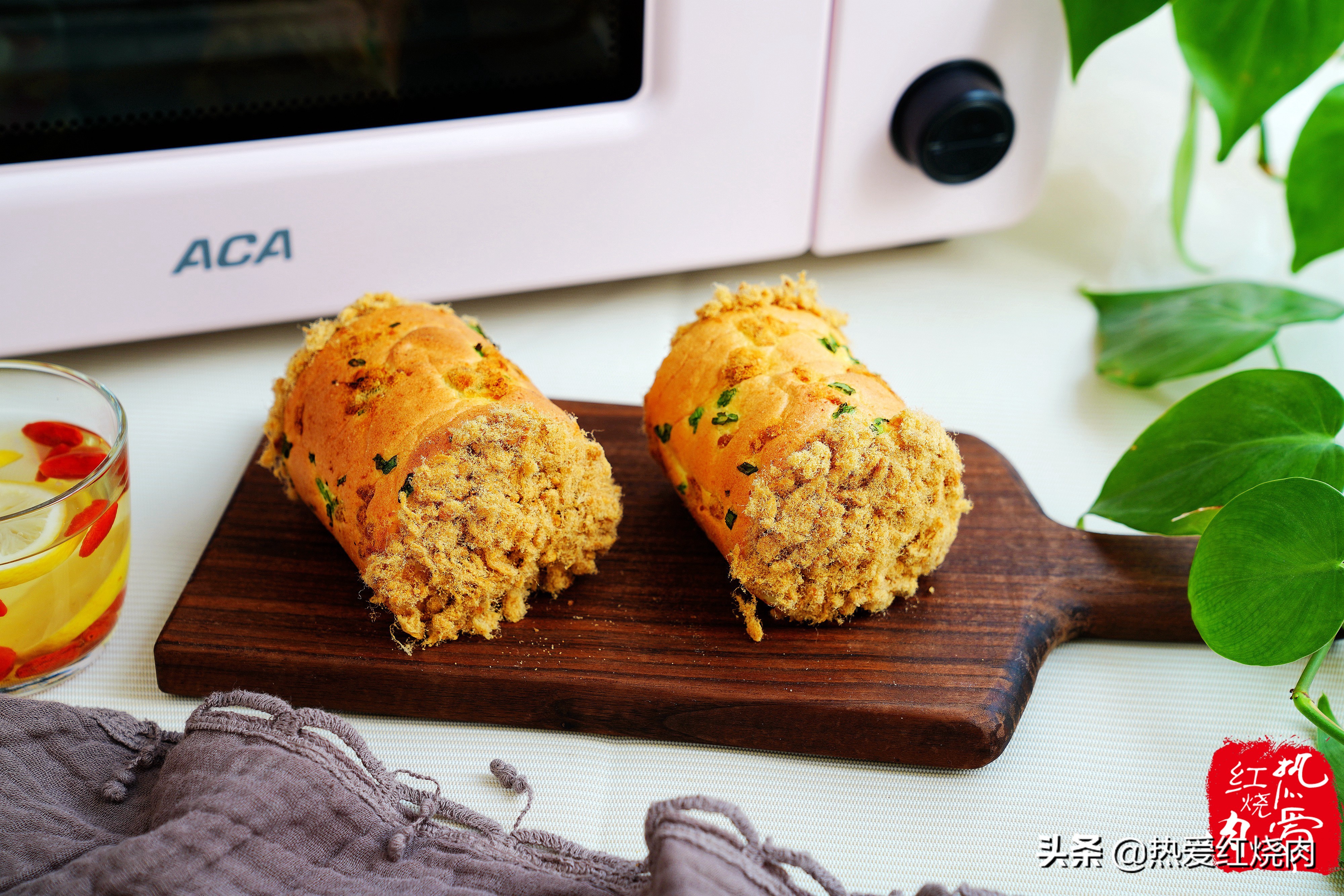 为什么做的蛋糕卷皮会粘,蛋糕卷烘焙技巧8大问题8个对策