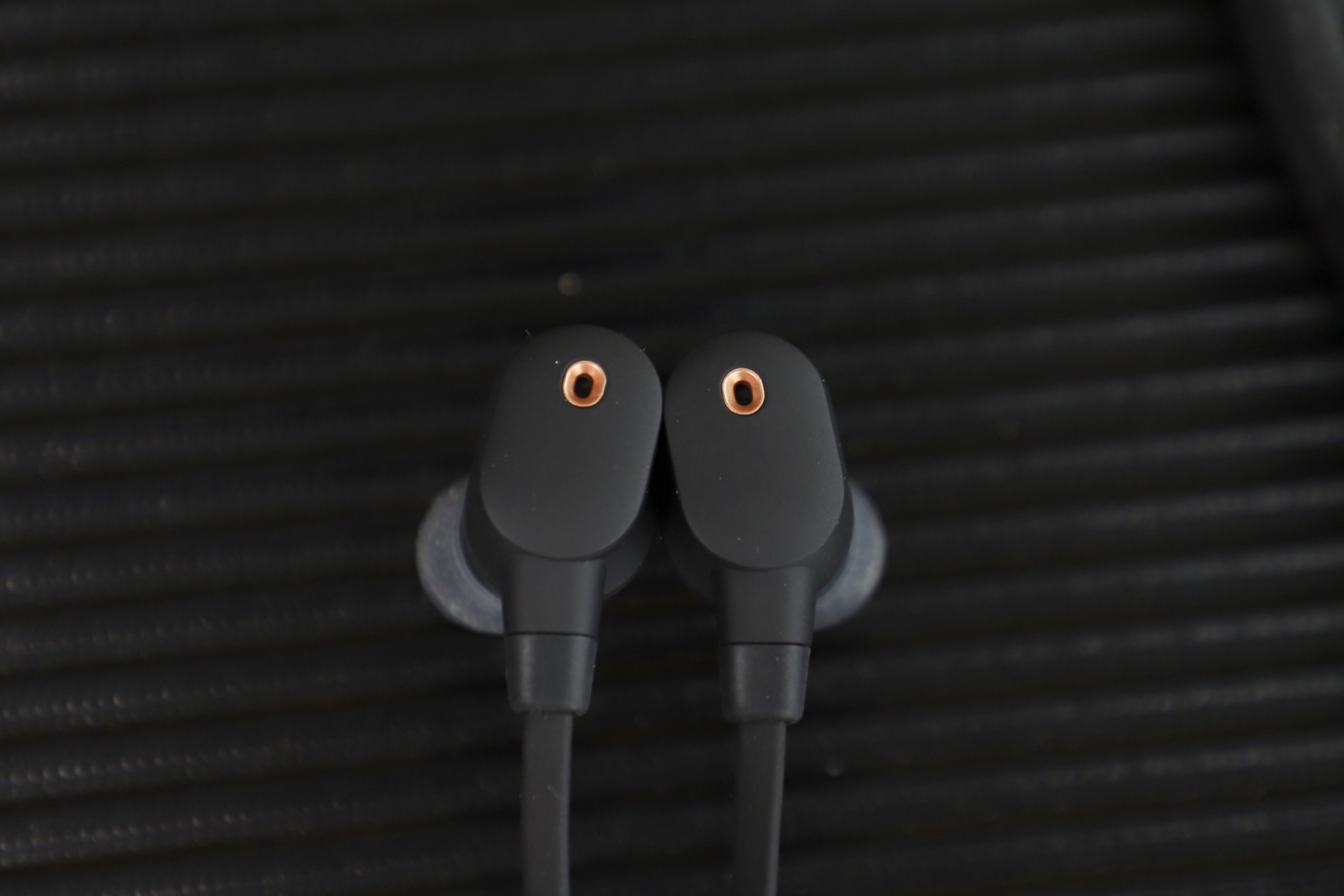 boseqc30和索尼wi1000xm2,索尼wf1000xm3和bose无线降噪耳机