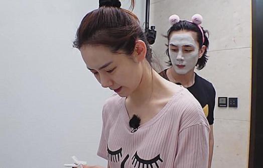 眼霜正确使用方法戚薇,眼霜涂抹戚薇