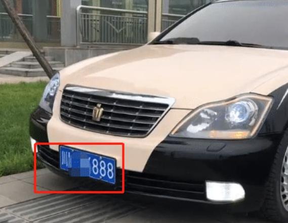 丰田皇冠2006款能过年检么,20多年的老皇冠车