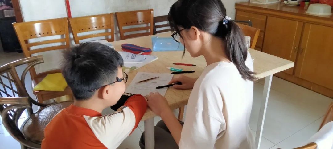 「星宇-助学服务」青苗课业互助计划：酸甜苦辣，不断成长