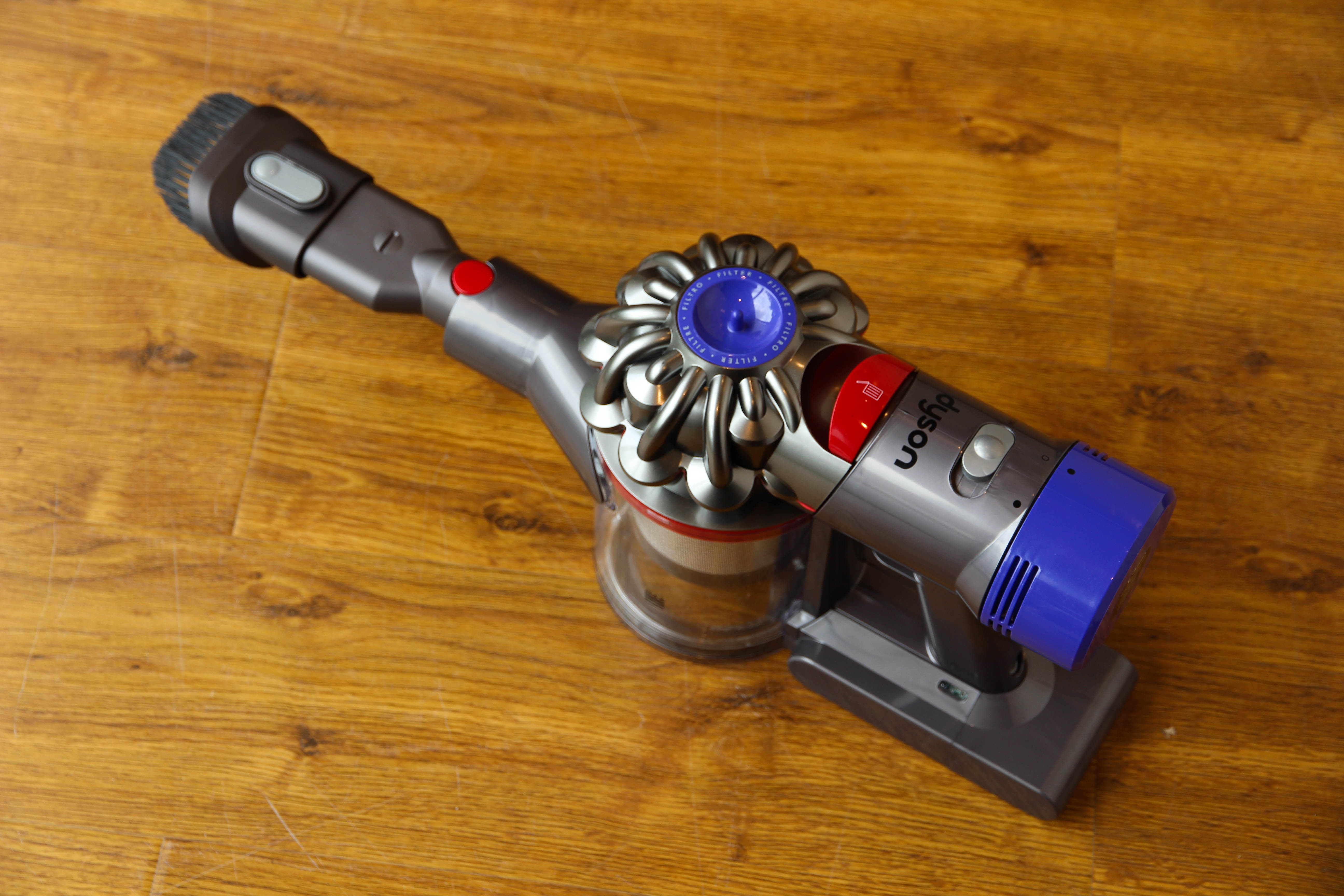 戴森吸尘器v8开箱全过程,戴森吸尘器v8fluffyorigin