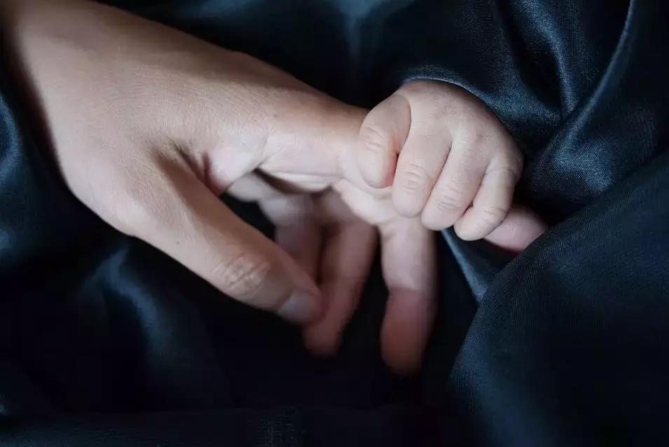 我知道即使世界嫌弃我，英姐爱我——我的英姐