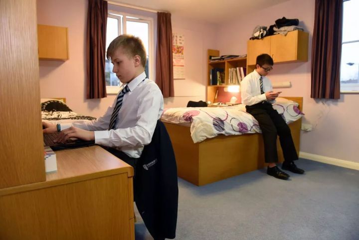 英国谢伯恩学校录取通知书,英国谢伯恩女子学校