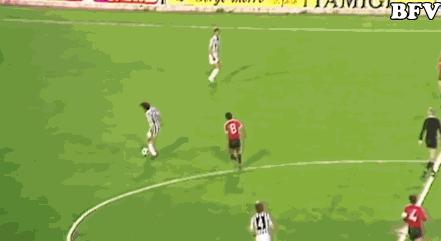 跨越三十年，关公战秦琼！德布劳内PK普拉蒂尼，异同之美皆震撼