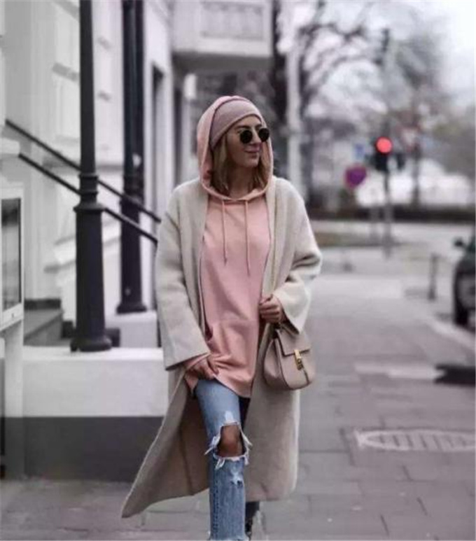 牛仔裤怎么穿搭好看又显瘦,牛仔裤怎么穿比较好看