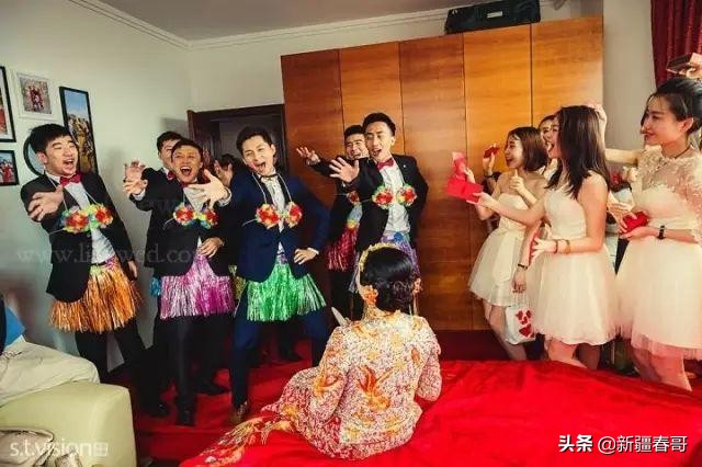 接亲游戏小攻略让你的婚礼更有趣,新郎接亲堵门游戏大全