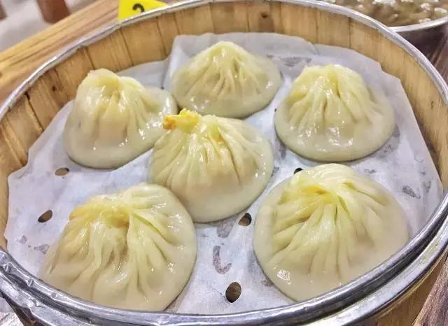 你好，让我们在东山的洋房街道来场不期而遇的邂逅