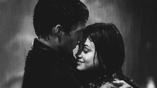 小雨不是smallrain，大雨也不是bigrain！各级别的降雨都怎么说