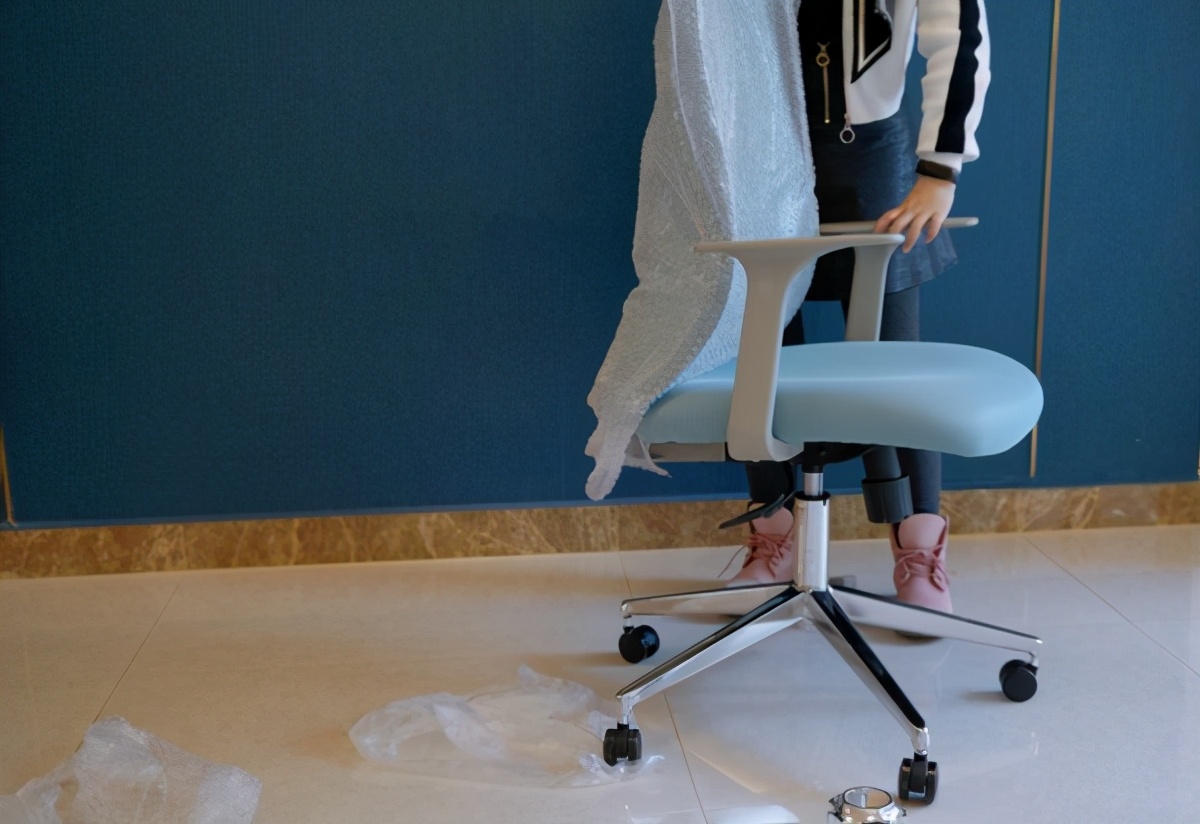 宝华贝轩希特威尔办公椅业,夏季办公椅测评