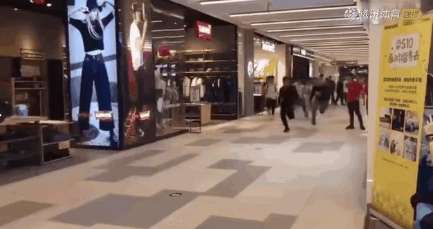 2019优衣库史努比kaws联名,kaws优衣库第三次联名多少钱