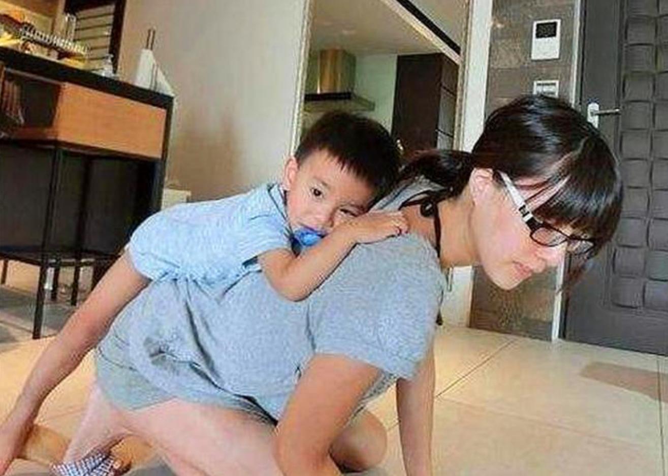 听说生二胎有奖励补贴怎么领取,生二胎还能享受独生子女福利吗