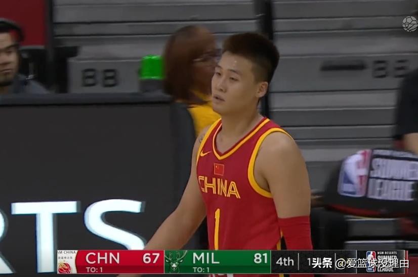 杨毅对赵睿评价,赵睿篮球场怼人视频