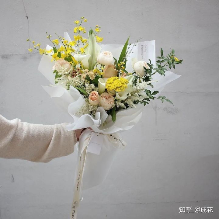 卖花包装纸选什么颜色,新手开花店怎么选择包装纸