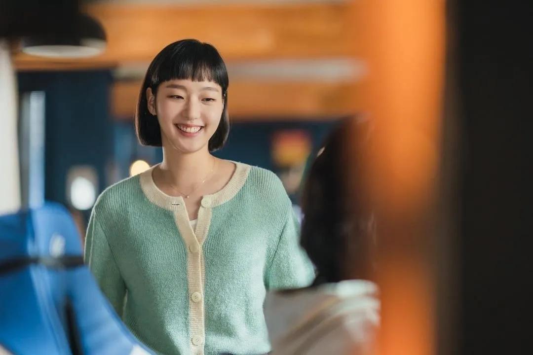 韩剧小小姐们金高银穿搭,韩国金高银穿搭