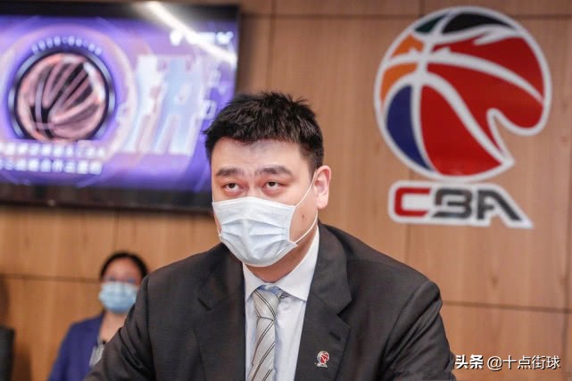 美国竟想重启NBA?里皮队医讽刺欧美,姚明更是邀钟南山为CBA防控