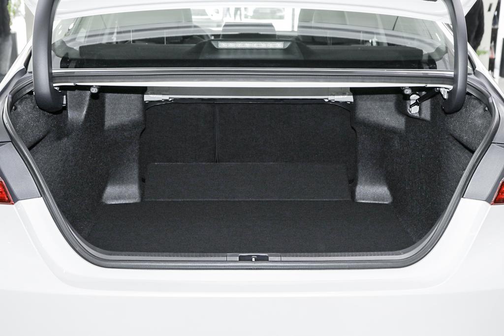 10月份销量突破2.6万辆，广汽丰田凯美瑞，值得入手吗？