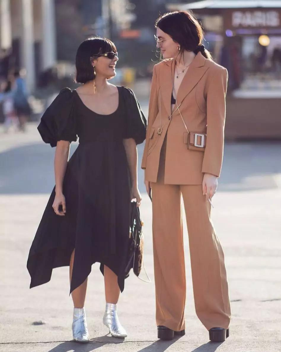 最新款的腰包简单一点,斜挎腰包最值得入手的大牌