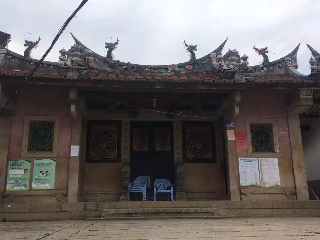 疫不容辞网格员助力疫情防控工作,疫不容辞复兴区社区志愿者在行动