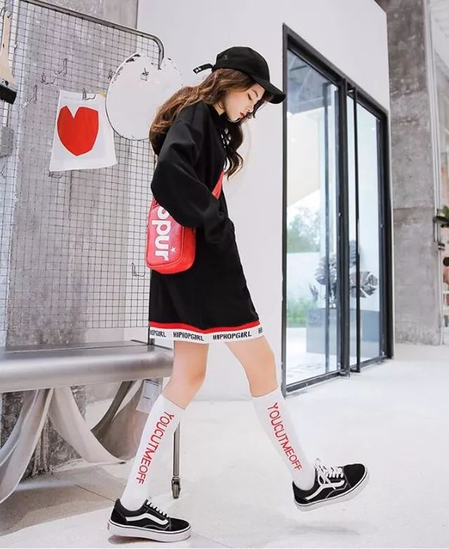 推荐又好看又不贵的裙子,休闲裙子秋冬洋气时髦裙子