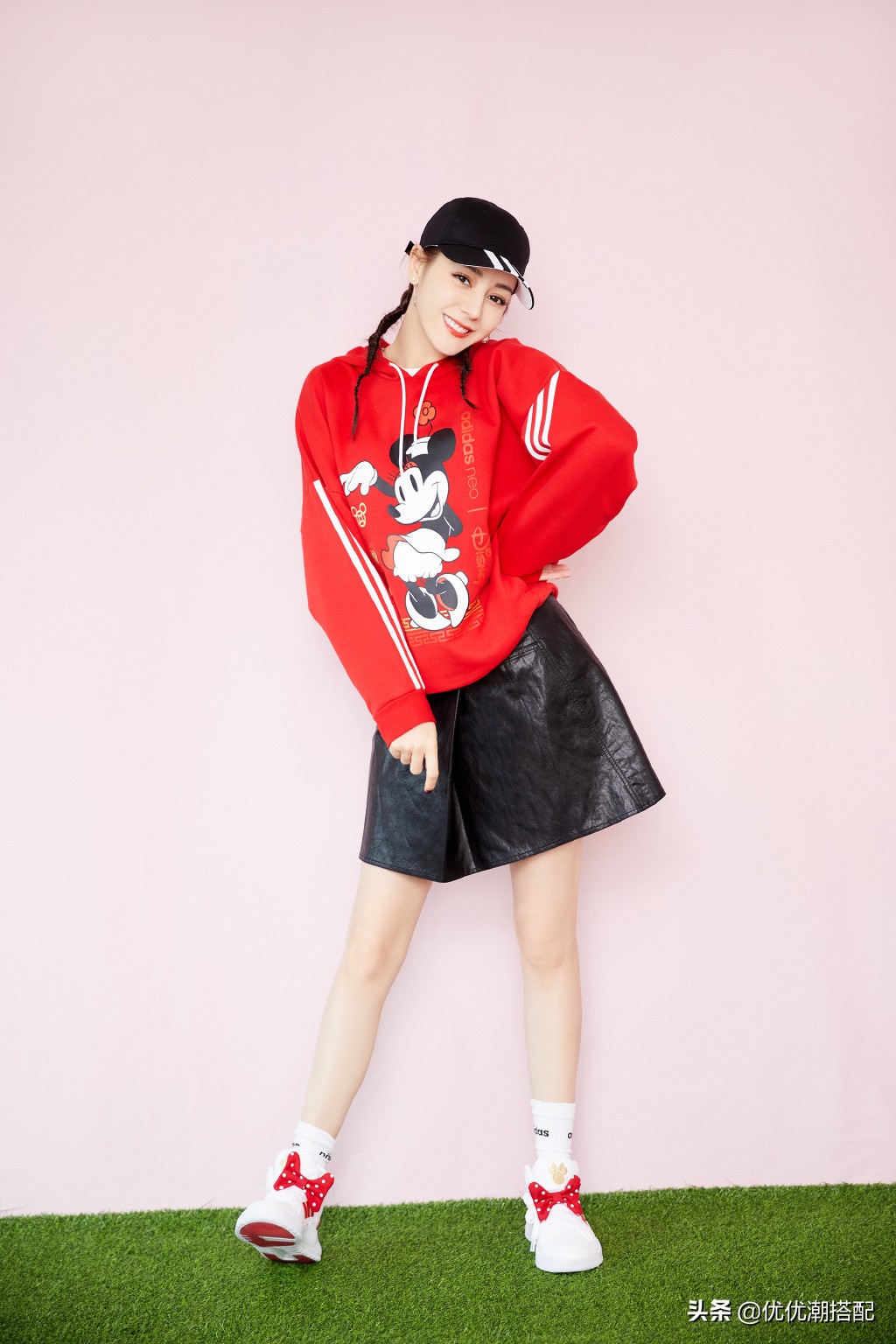 江疏影热巴穿荷叶边衬衫好甜美,杨幂热巴江疏影最新街拍盘点