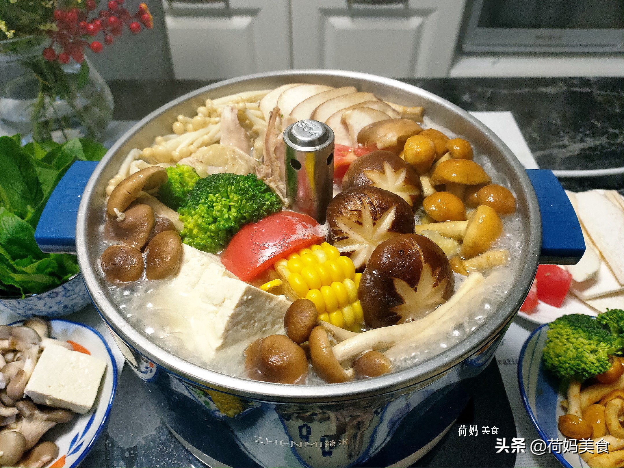 菌菇鸡肉火锅做法,菌菇鸡汤火锅最正宗的做法