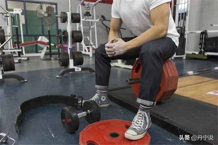 粗腿显瘦美式裤子,大长腿必备的a版毛呢短裤