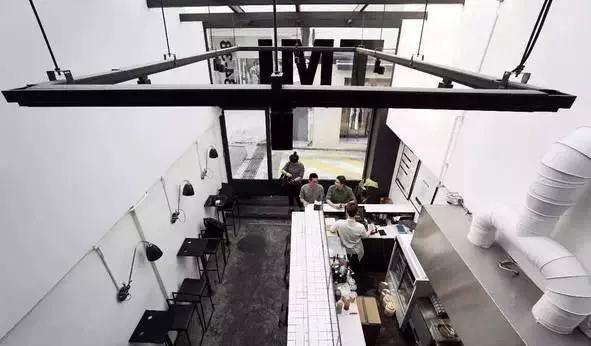 他是燃烧的戏疯子,更是进击戛纳的男神