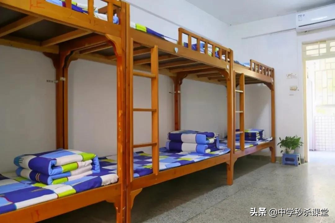 深圳近30所高中宿舍实景图曝光,深圳高中学校宿舍合集