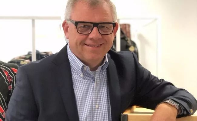 versace的创始人被枪杀,versace发生了什么