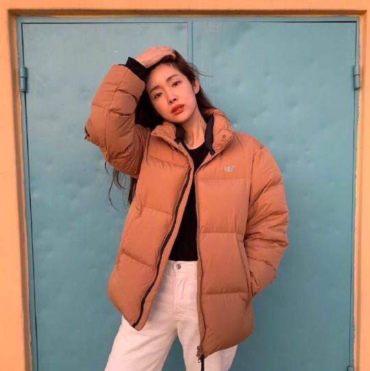 孔孝真最简单恋爱穿搭,孔孝真金高银