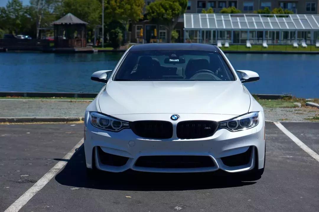 宝马m4体验赛车,体验宝马m5