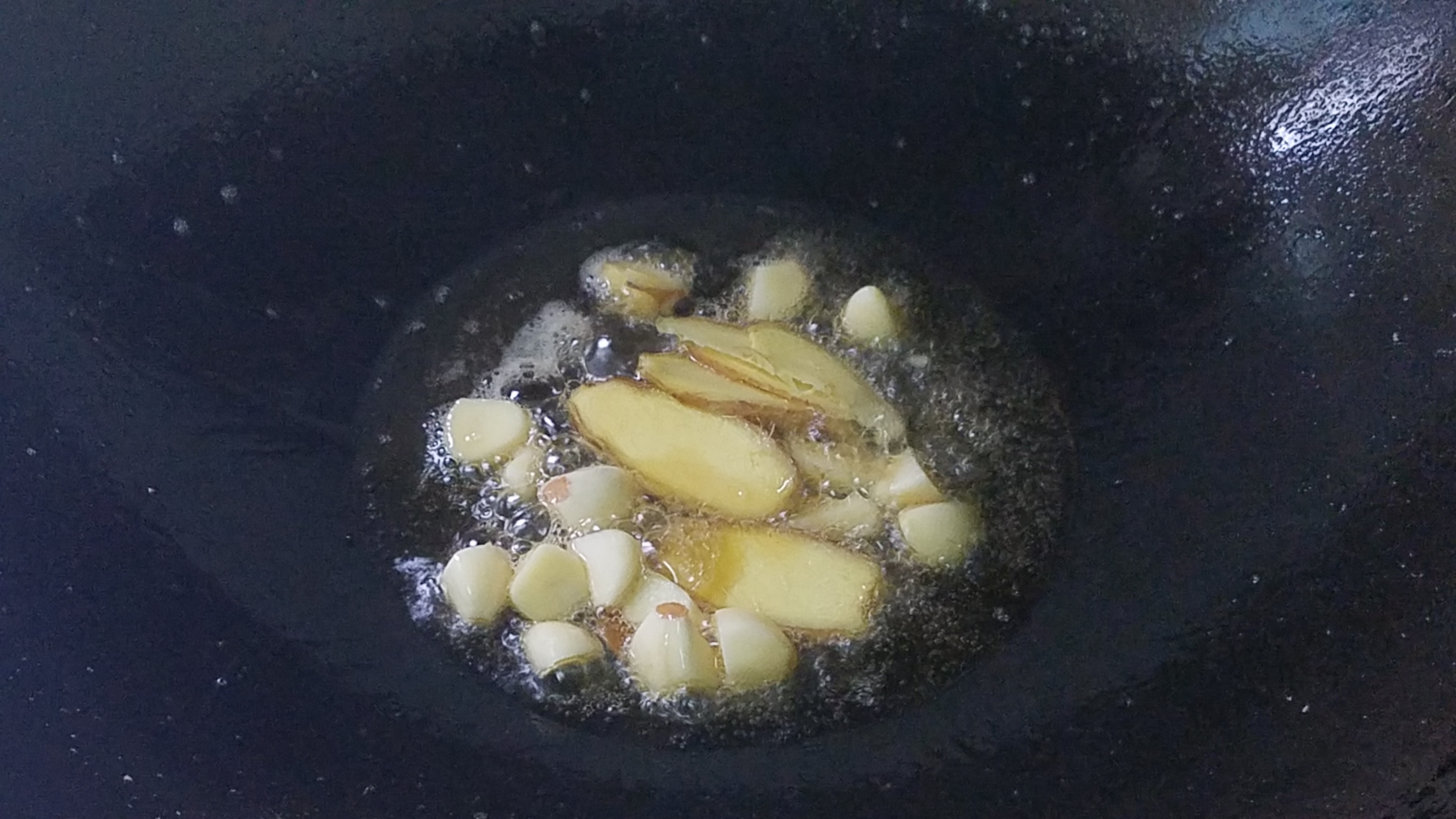 鸭肉好吃简单的做法,正宗的土鸭肉香喷喷的