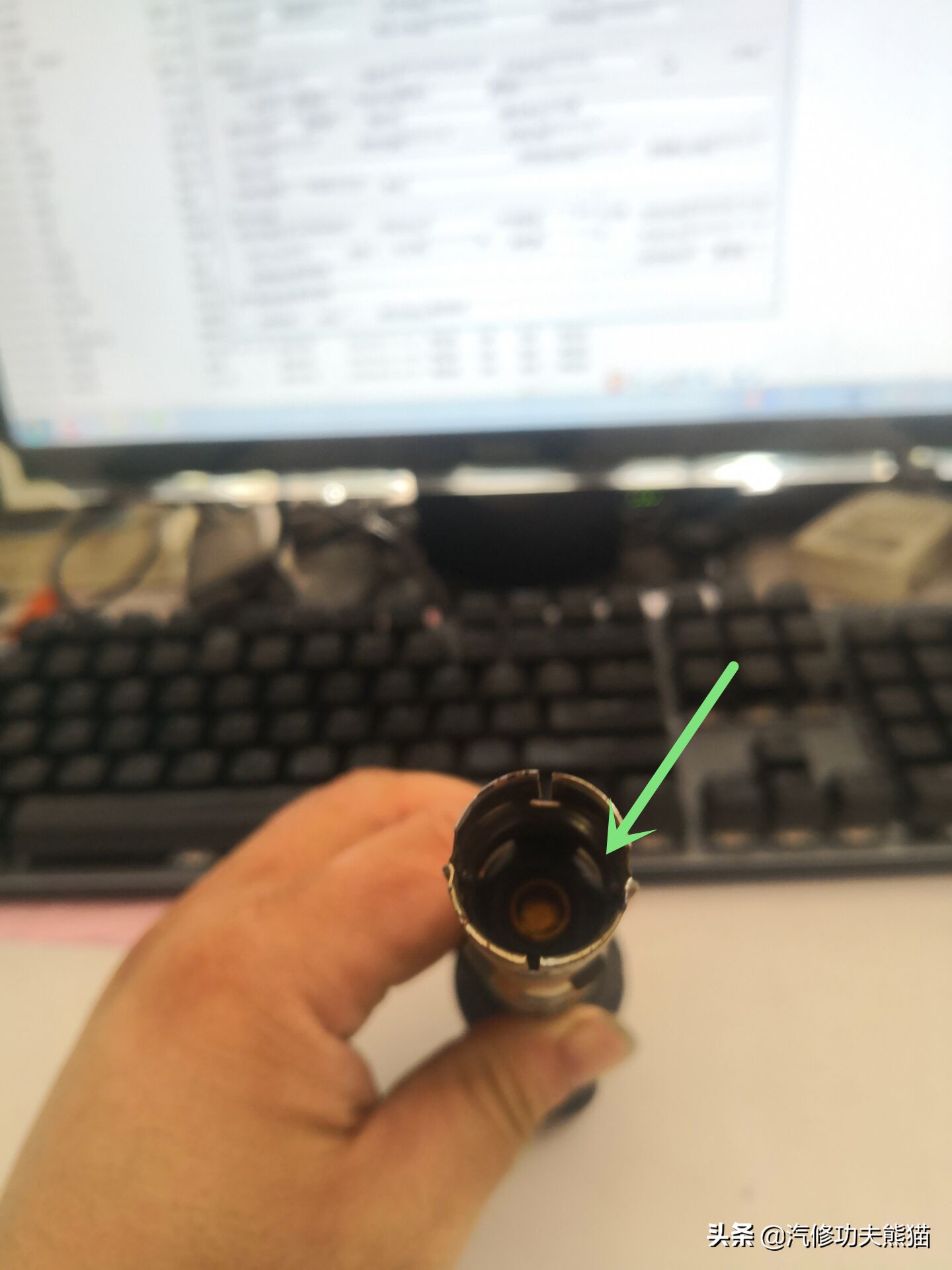 大众途观发动机烧机油维修多少钱,2010款大众途观严重烧机油