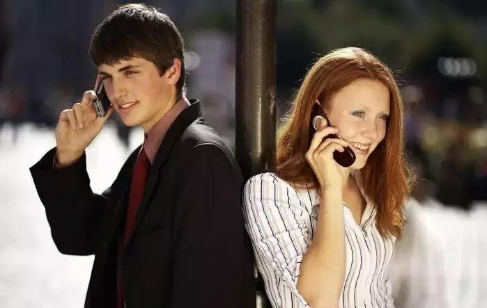 相亲男发52块钱红包,相亲男发1.29元红包