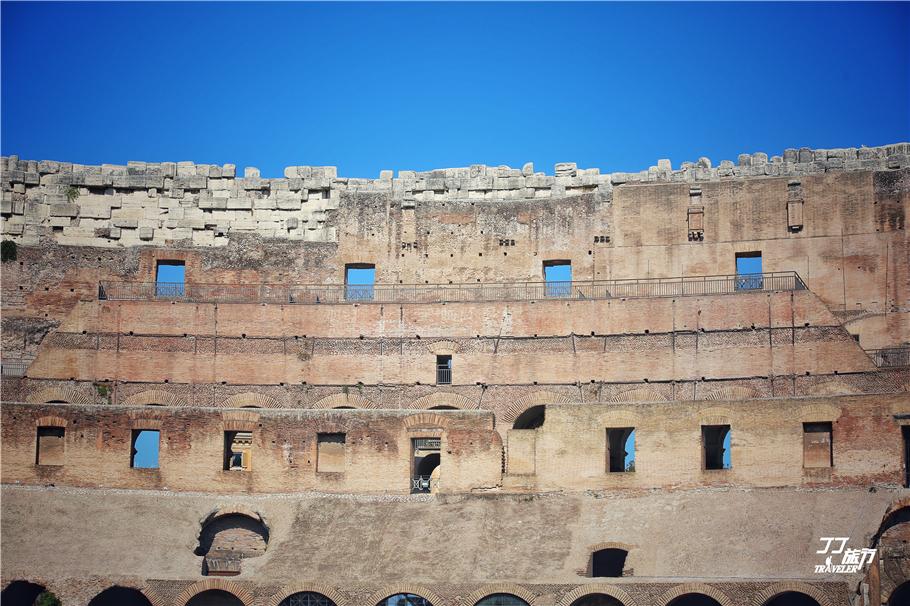 残忍的古罗马竞技场,古罗马斗兽场残忍