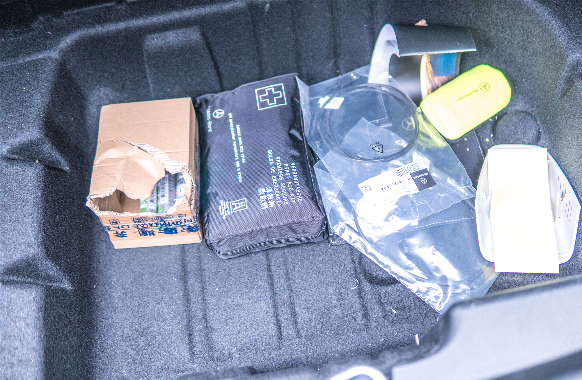 梅赛德斯奔驰e300l最新款,2012款梅赛德斯奔驰e300l优雅型