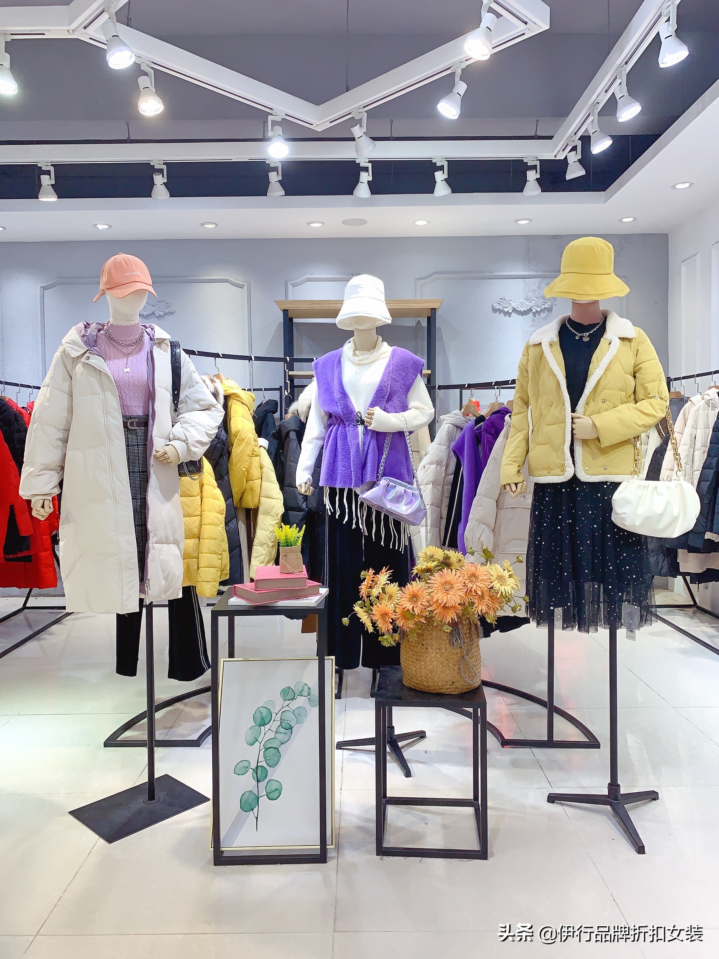 品牌服装尾货批发讲解视频,品牌折扣服装批发尾货