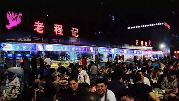 吃饭不规律口气重,饮食不规律有口气怎么办