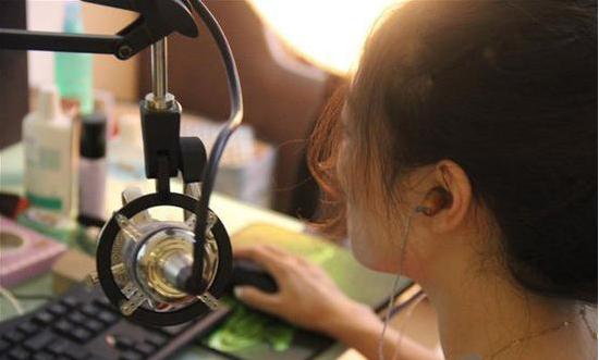 网络主播是靠什么挣钱,现在做网络主播还能挣钱吗