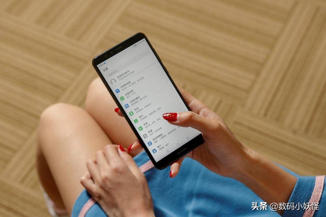 苹果手机网购和实体店有什么区别,专门卖手机的实体店买手机靠谱吗