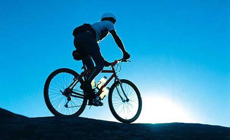 八十年代一辆自行车究竟值多少钱,中国八十年代有十多万的自行车吗