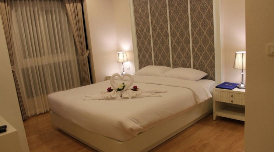 泰国清迈东方文华酒店,清迈夜市动物园附近酒店