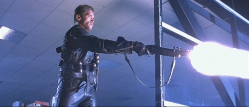 施瓦辛格终结者装备,施瓦辛格终结者机枪