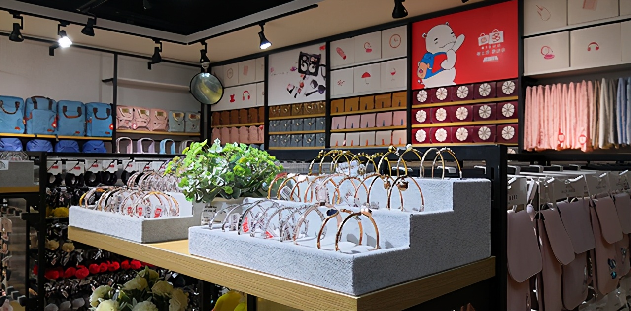 十元店进货渠道和价格表 (十元店的商品通过哪些渠道进货呢)