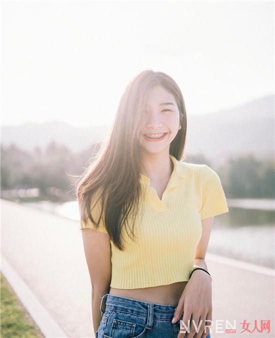 2022新款夏季潮流polo衫,洋气时髦polo衫女黄色