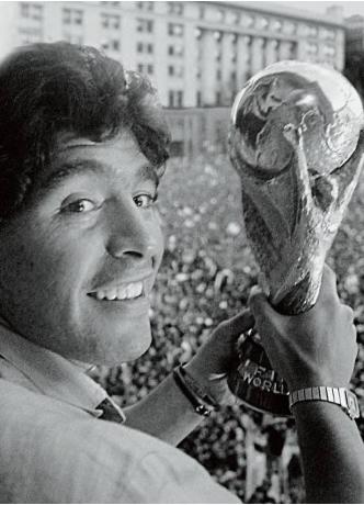 世间再无袁隆平,马拉多纳永远的球王经典传奇