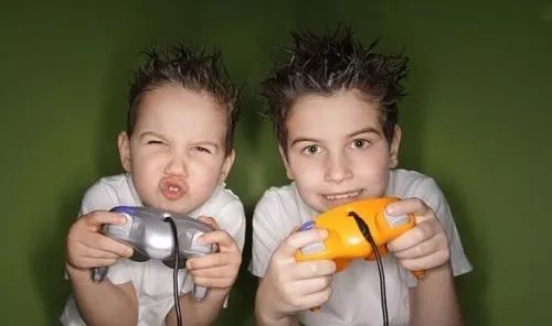 青少年和家长如何正确对待抖音,家长关闭网络游戏看法