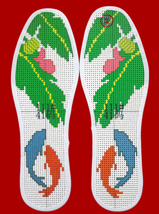 一双鞋垫送情郎,纳鞋垫送情郎原版视频