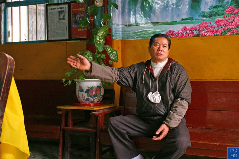 理发店老式理发椅子,理发店俄罗斯